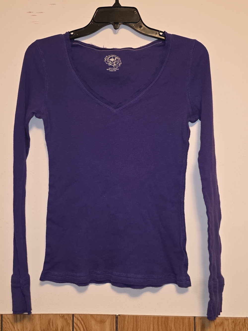 Red Camel Women's Purple V-Neck Long-Sleeve Top